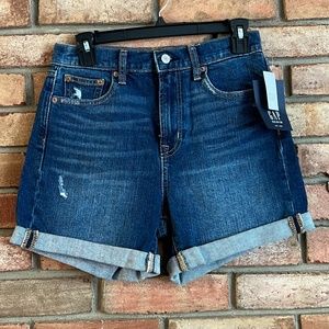 GAP High Rise 4" Short Size 0/25